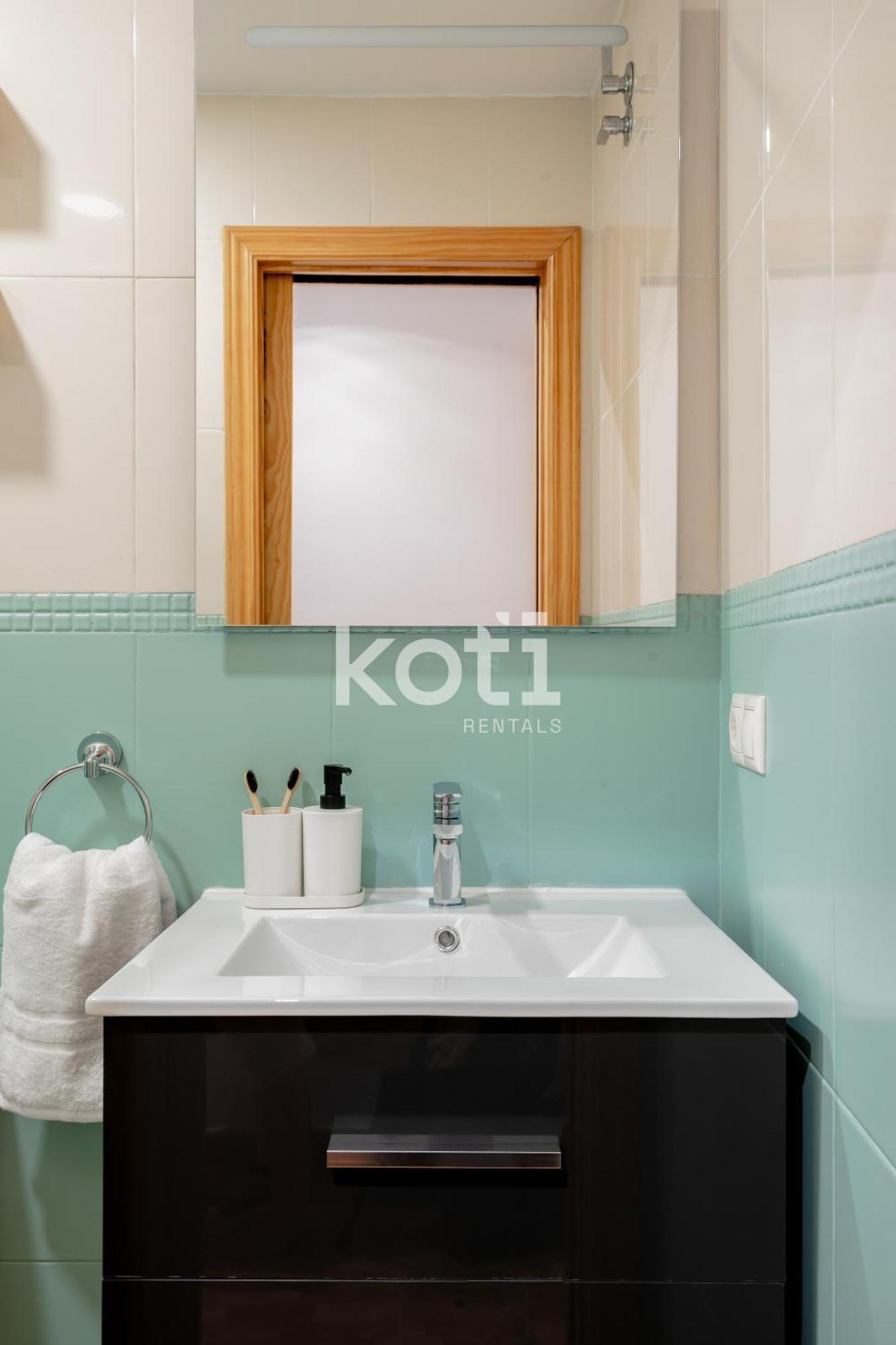 Koti Rentals - Sandy Beach Apartment Fuengirola Exterior photo